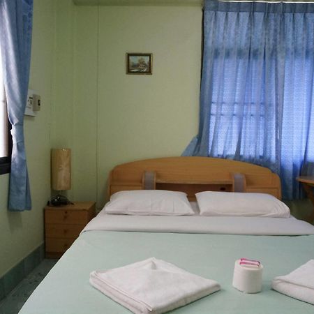 Celtic Inn Guest House Hua Hin Exterior photo