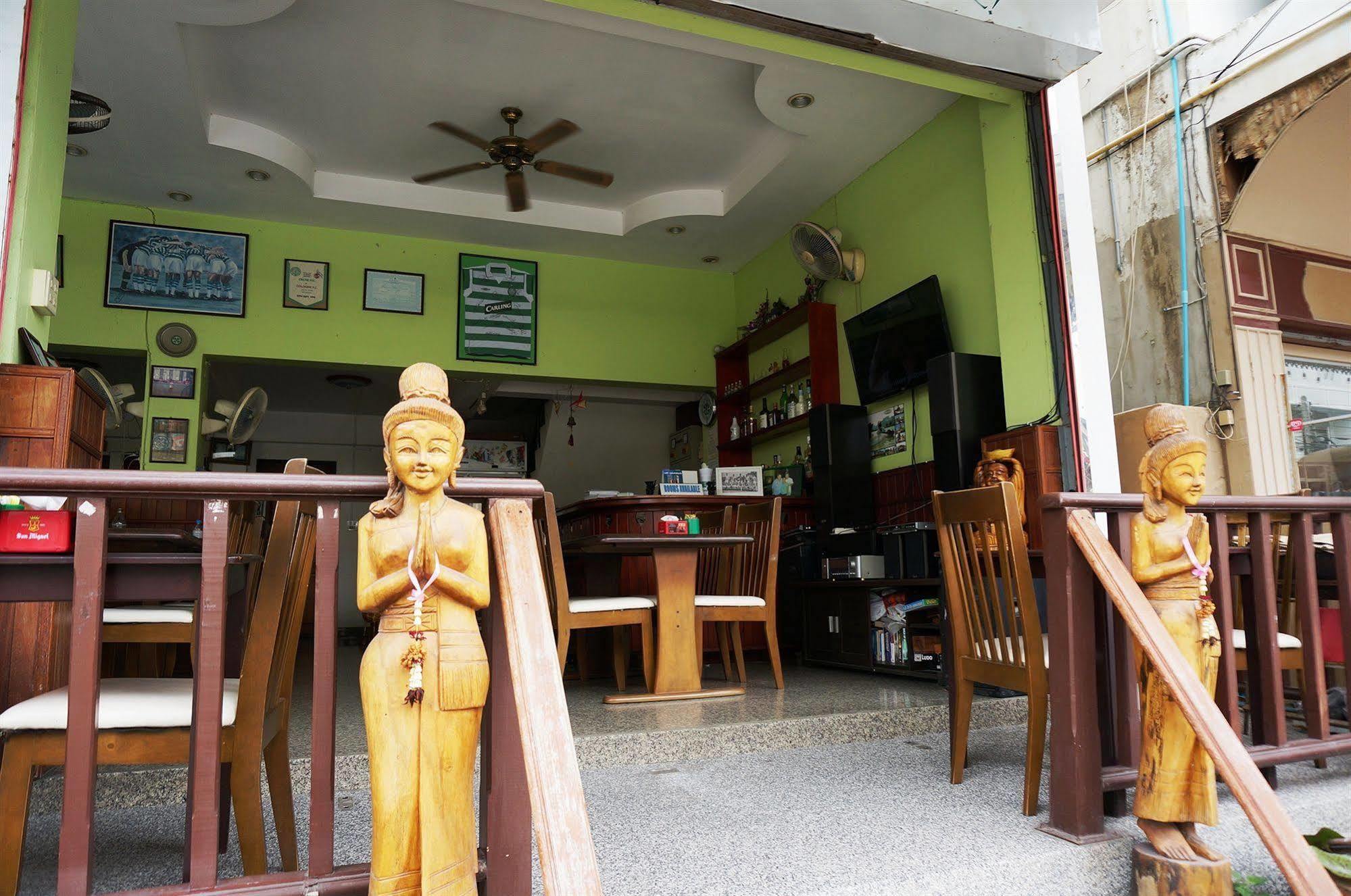 Celtic Inn Guest House Hua Hin Exterior photo